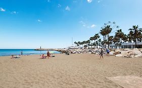 PUERTO MARINERO en El Puerto Marina de Benalmádena en el corazón de la Costa del Sol.
