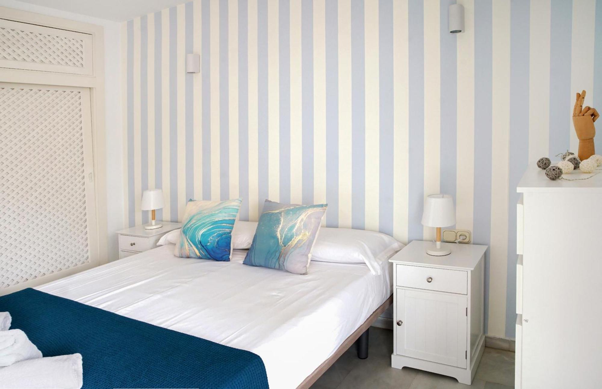 Apartamento PUERTO MARINERO en El Puerto Marina de Benalmádena en el corazón de la Costa del Sol. Exterior foto
